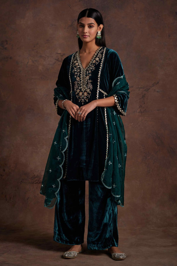 Green Velvet Suit With Pants and Dupatta Set