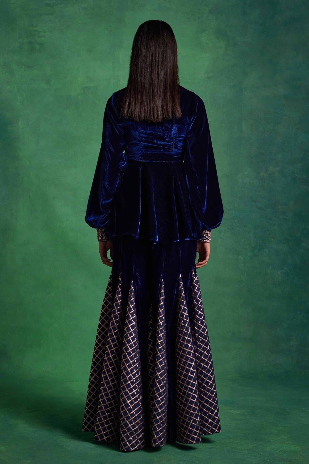 Buy GREY SLIT SAREE by Designer Sanya Gulati